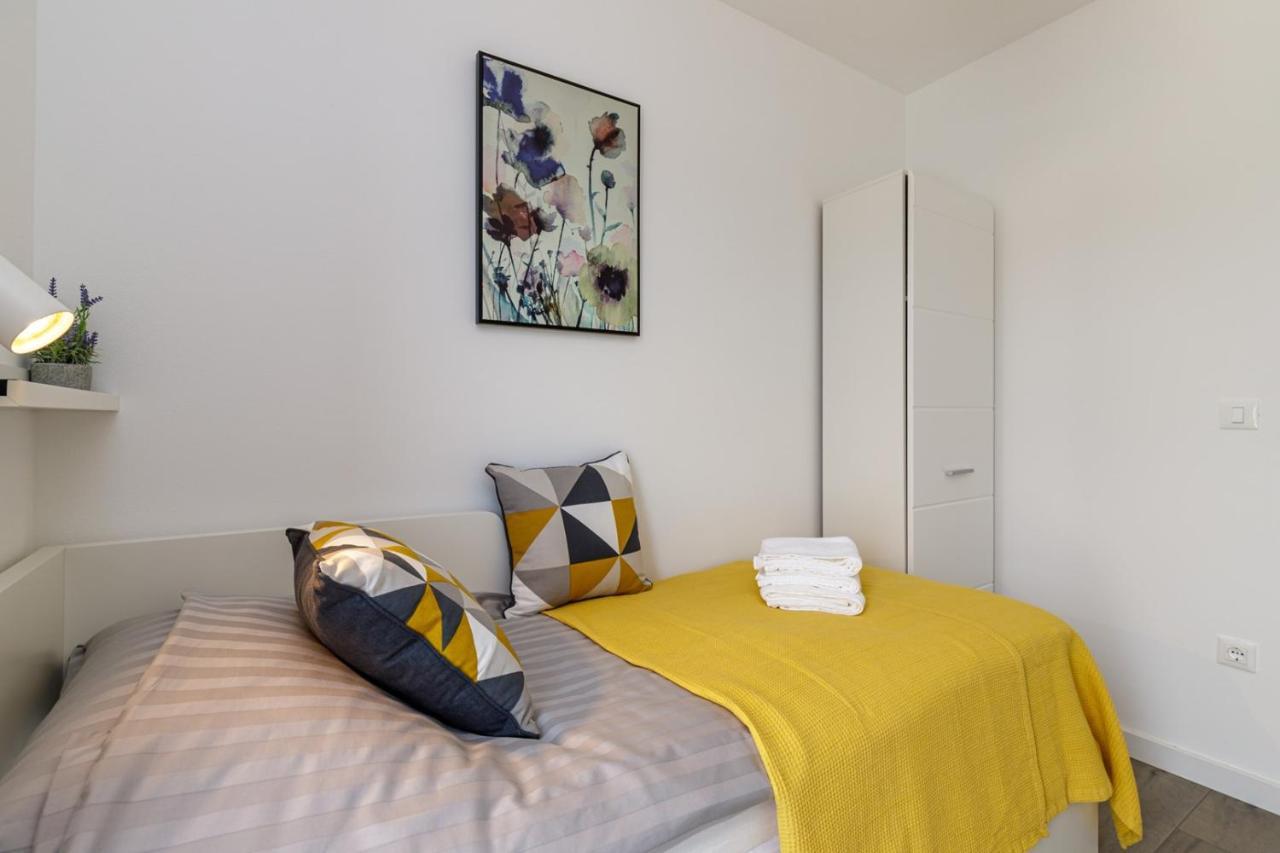 Sabena Apartment With Private Whirlpool Poreč Eksteriør billede